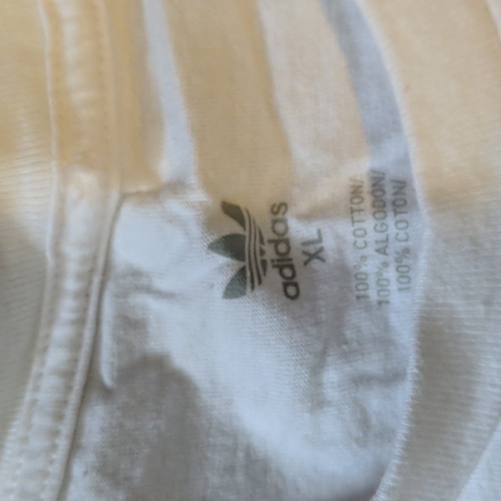 Adidas originals t shirt - Picture 3 of 4